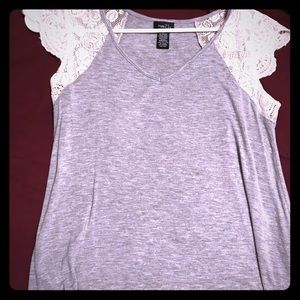 New without tags lace sleeve top